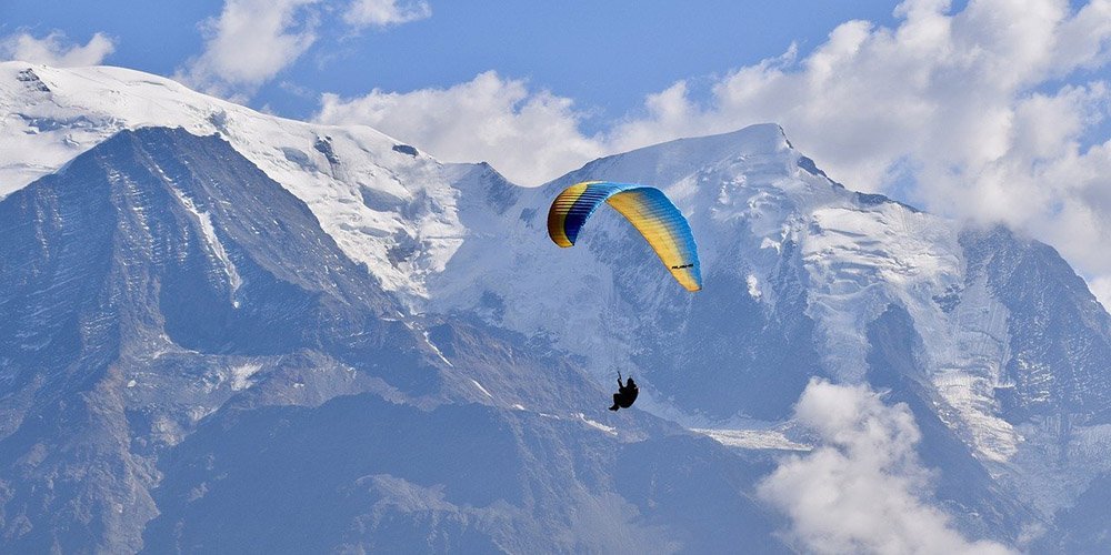 Paragliding vs hang gliding