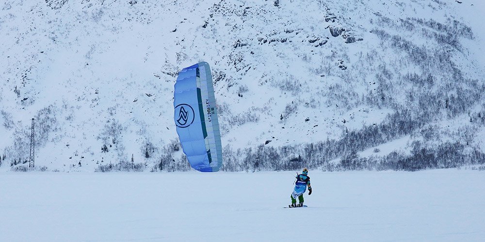 Snowkiting kite