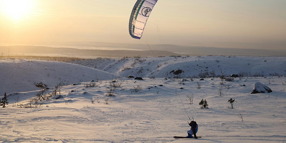 Snowkiting in California