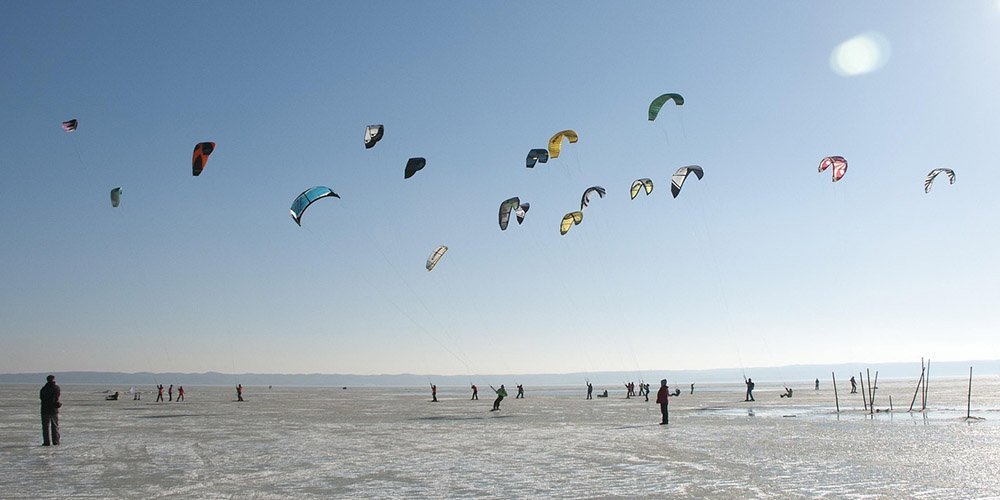 Snowkiting